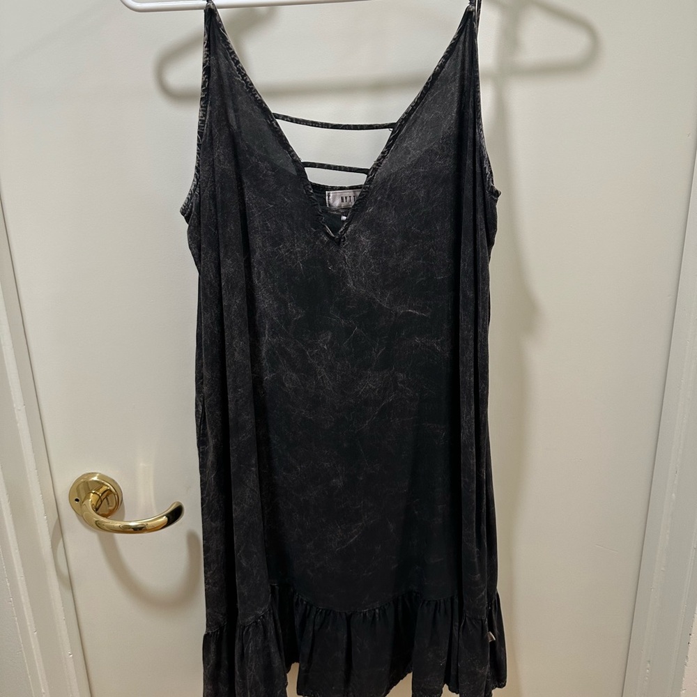 Women’s black tie-dye like dress